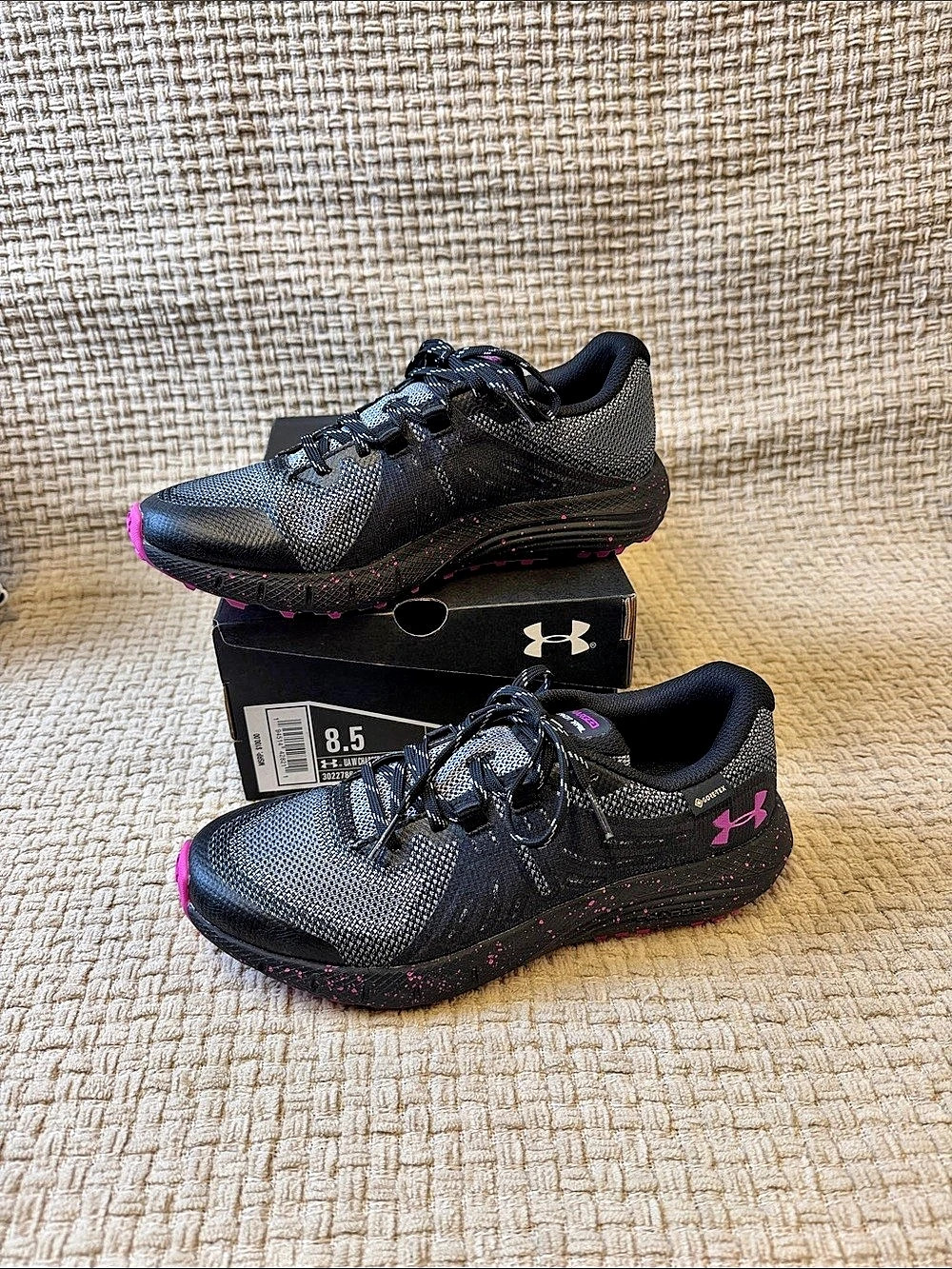 Under Armour UA Charged Bandit Trail 2.0 Women's Trail Shoes US 8.5